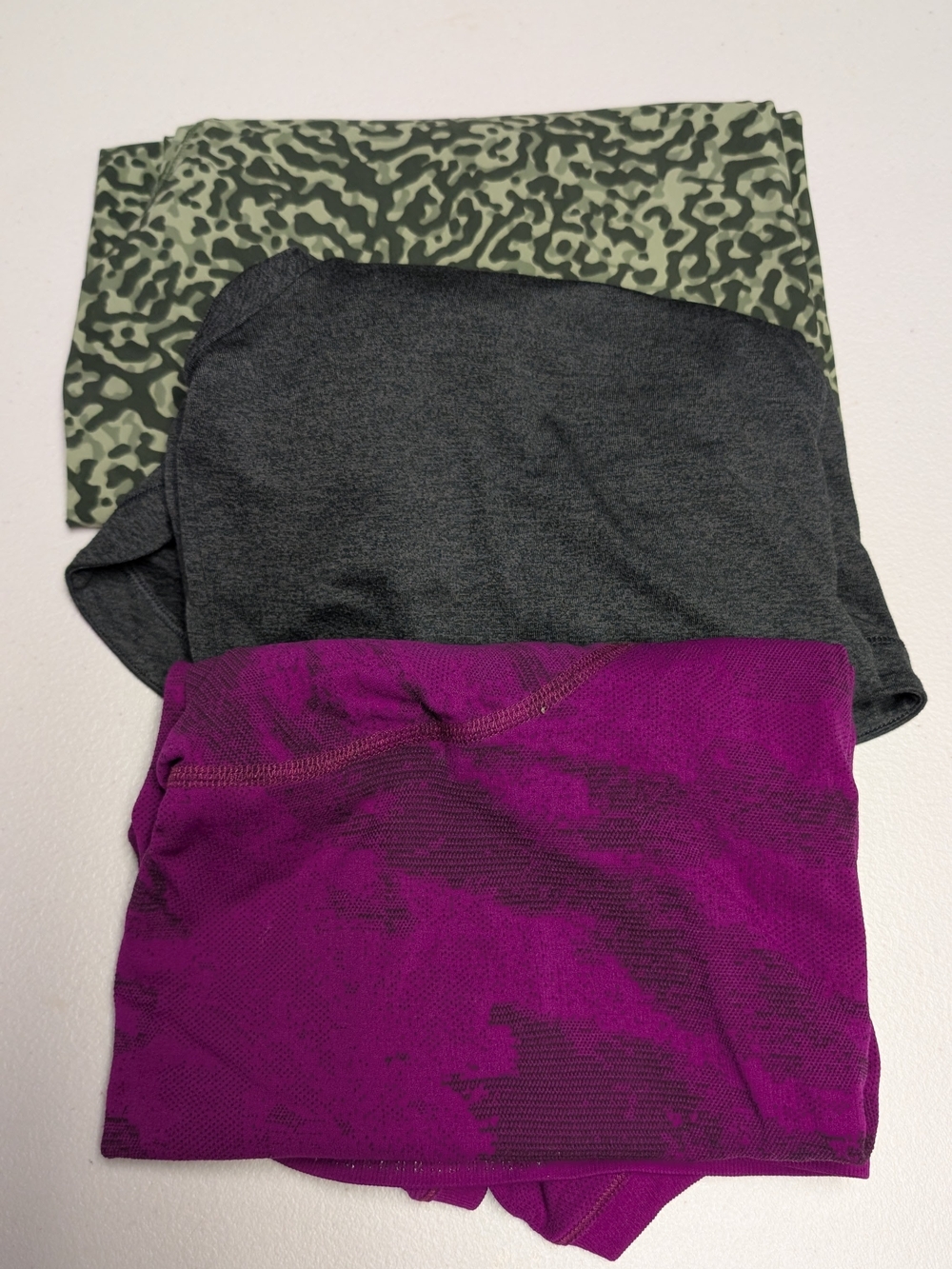 Set Of 3 Athleta Short Sleeve Tops In Green, Charcoal & Fuscia